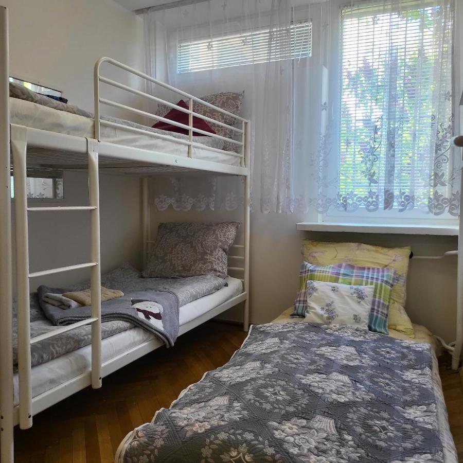 Spacious Retro Flat Close To National Stadium วอร์ซอ ภายนอก รูปภาพ